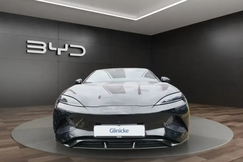 BYD SEAL din 2025 cu 4.990 km - oferta BYD124834 - foto 5