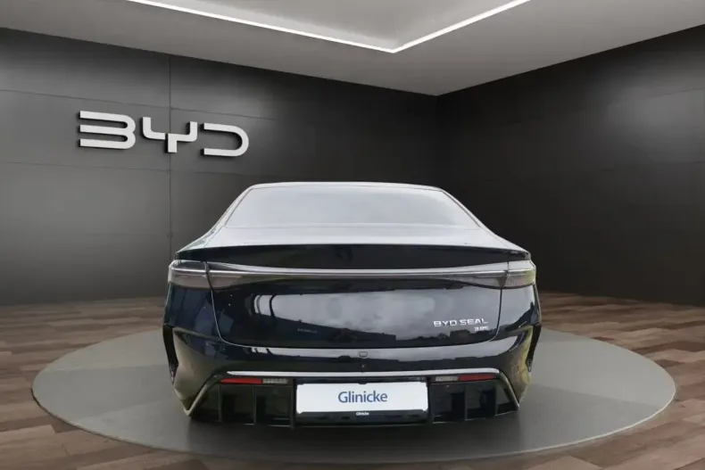 BYD SEAL din 2025 cu 4.990 km - oferta BYD124834 - foto 7