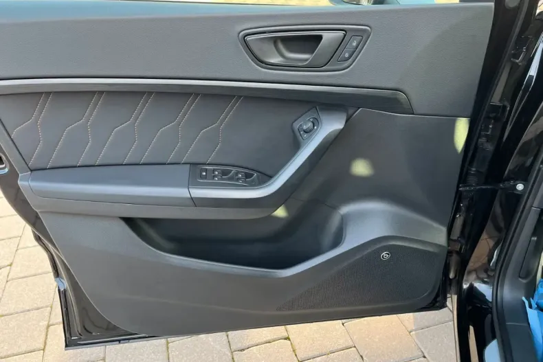 Cupra Ateca din 2023 cu 42.305 km - oferta CUP124837 - foto 7