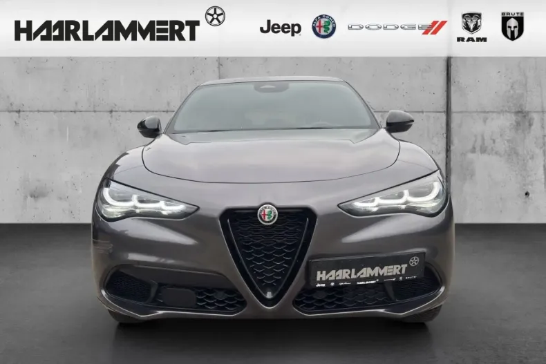 Alfa Romeo Stelvio din 2024 cu 39.140 km - oferta ALF124845 - foto 4