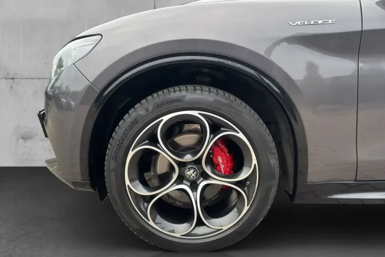 Alfa Romeo Stelvio din 2024 cu 39.140 km - oferta ALF124845 - foto 14