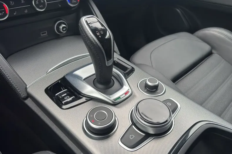 Alfa Romeo Stelvio din 2024 cu 39.140 km - oferta ALF124845 - foto 18