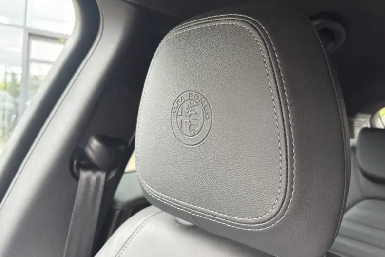 Alfa Romeo Stelvio din 2024 cu 39.140 km - oferta ALF124845 - foto 20