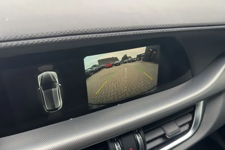 Alfa Romeo Stelvio din 2024 cu 39.140 km - oferta ALF124845 - foto 21