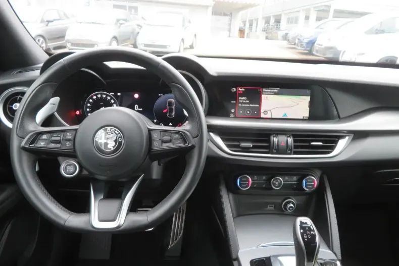 Alfa Romeo Stelvio din 2023 cu 16.700 km - oferta ALF124846 - foto 11