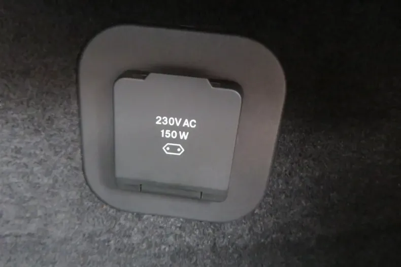 Alfa Romeo Stelvio din 2023 cu 16.700 km - oferta ALF124846 - foto 21