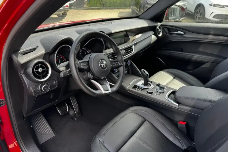 Alfa Romeo Stelvio din 2023 cu 17.817 km - oferta ALF124849 - foto 6