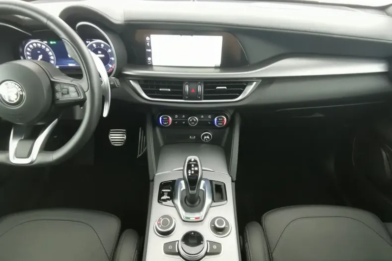 Alfa Romeo Stelvio din 2024 cu 39.270 km - oferta ALF124850 - foto 11