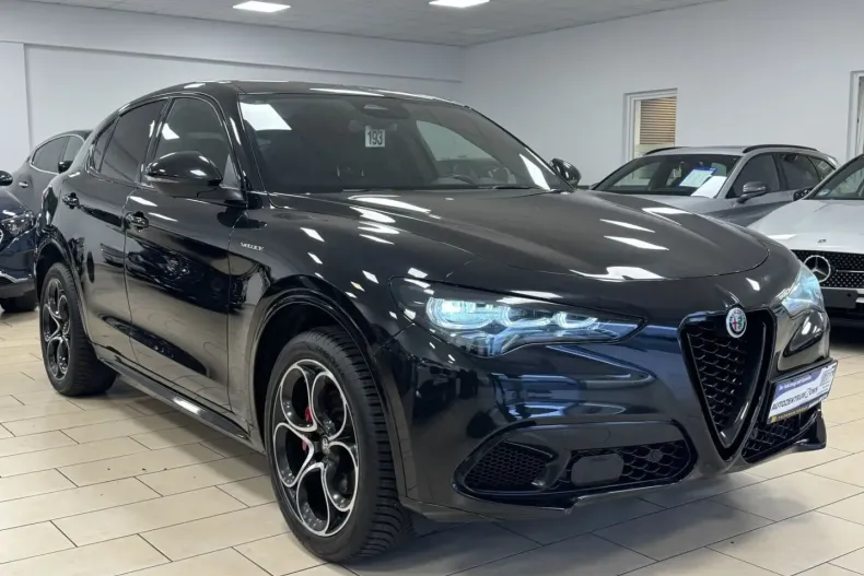 Alfa Romeo Stelvio din 2024 cu 49.330 km - oferta ALF124851 - foto 3