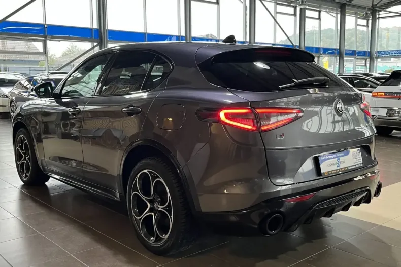 Alfa Romeo Stelvio din 2024 cu 48.158 km - oferta ALF124852 - foto 4