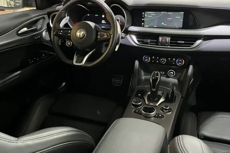 Alfa Romeo Stelvio din 2024 cu 48.158 km - oferta ALF124852 - foto 13