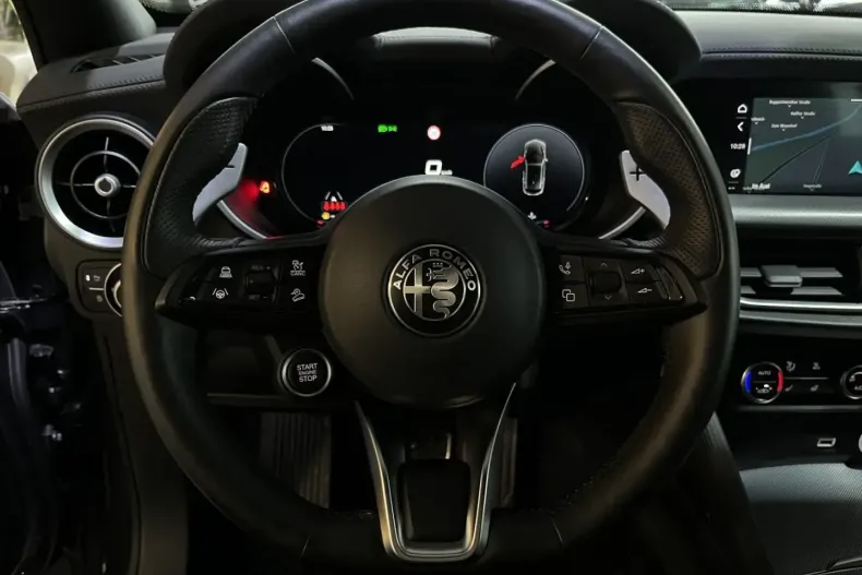 Alfa Romeo Stelvio din 2024 cu 48.158 km - oferta ALF124852 - foto 14