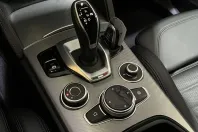 Alfa Romeo Stelvio din 2024 cu 48.158 km - oferta ALF124852 - foto 29