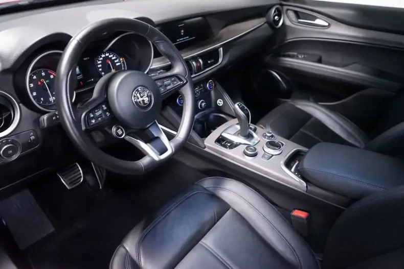 Alfa Romeo Stelvio din 2023 cu 31.469 km - oferta ALF124854 - foto 12