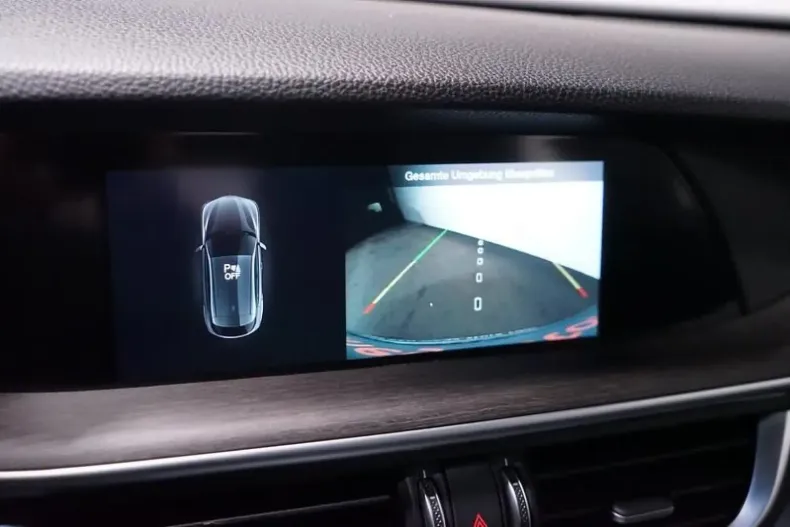 Alfa Romeo Stelvio din 2023 cu 31.469 km - oferta ALF124854 - foto 27