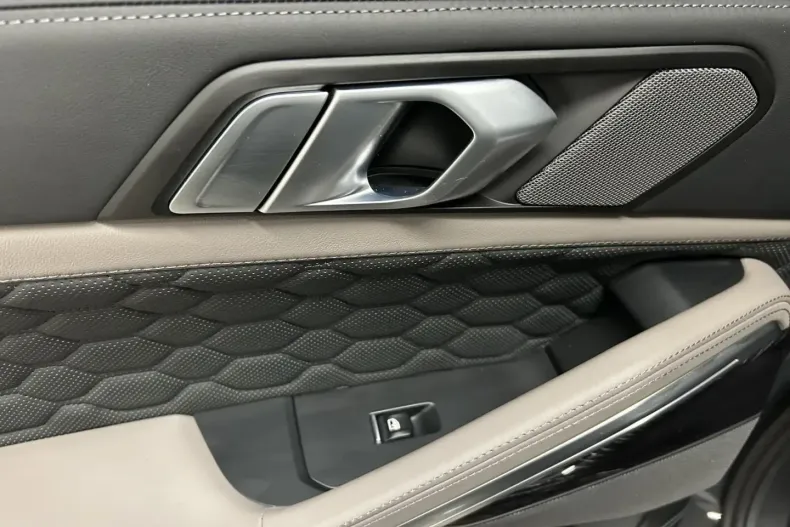 BMW X6 M din 2024 cu 9.901 km - oferta BMW124861 - foto 15