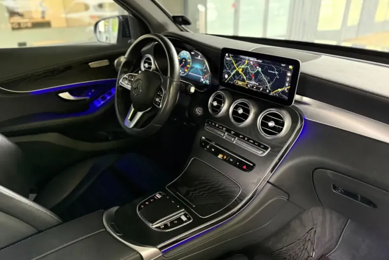 Mercedes-Benz GLC 200 din 2020 cu 94.500 km - oferta MER124889 - foto 10