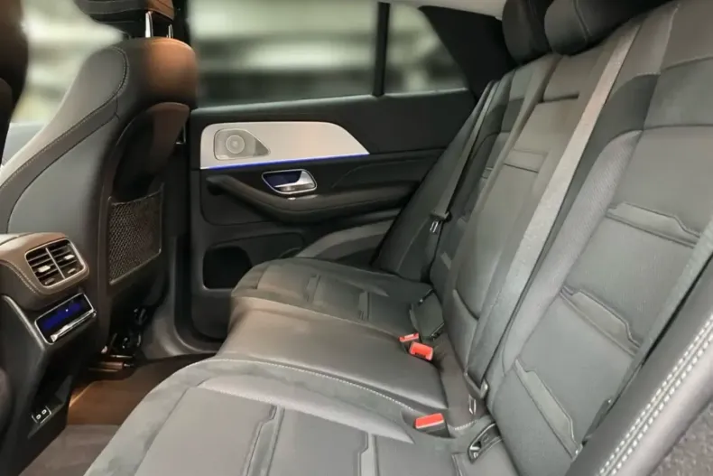 Mercedes-Benz GLE 53 AMG din 2024 cu 18.667 km - oferta MER124890 - foto 9