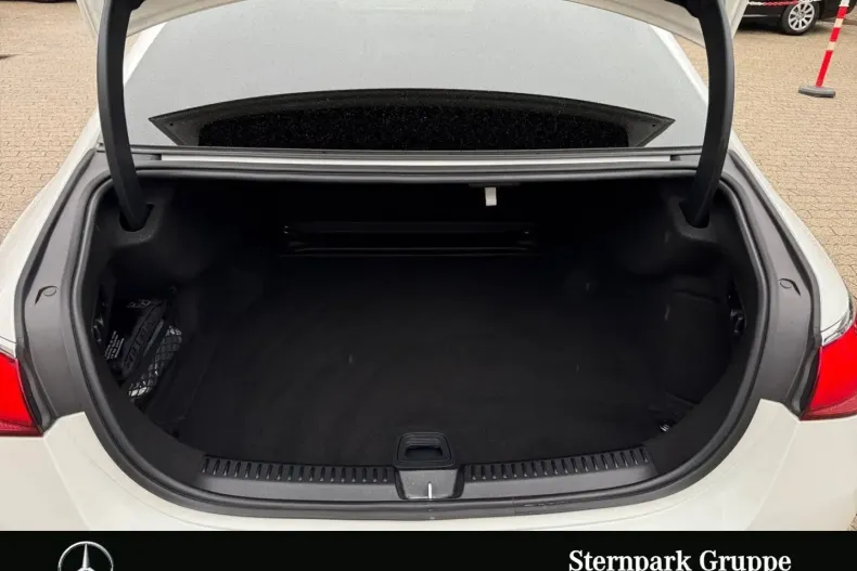 Mercedes-Benz E 220 din 2024 cu 27.070 km - oferta MER124910 - foto 16