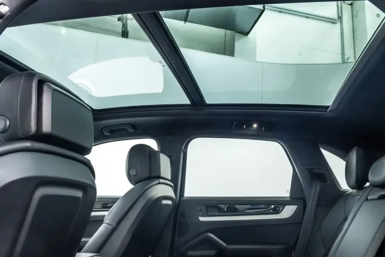 Porsche Cayenne din 2024 cu 11.907 km - oferta POR124926 - foto 9