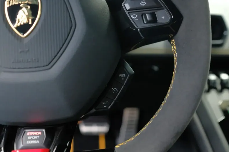 Lamborghini Huracán din 2022 cu 8.500 km - oferta LAM124973 - foto 22