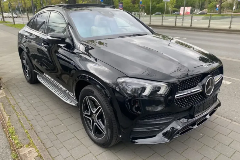 Mercedes-Benz GLE 350 din 2021 cu 7.950 km - oferta MER124984 - foto 5