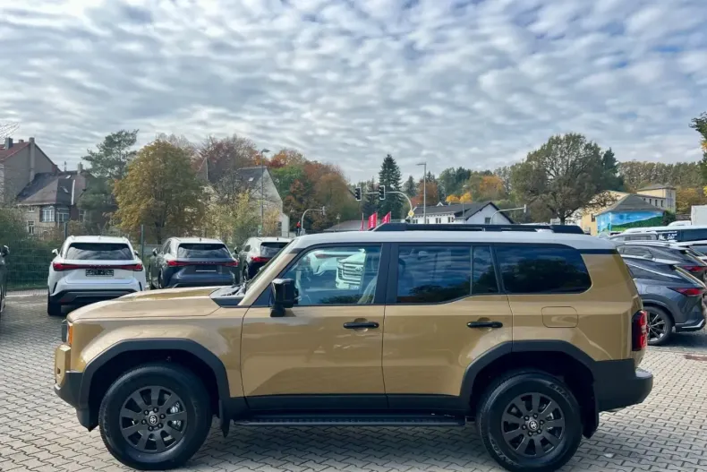 Toyota Land Cruiser din 2024 cu 7 km - oferta TOY124989 - foto 2