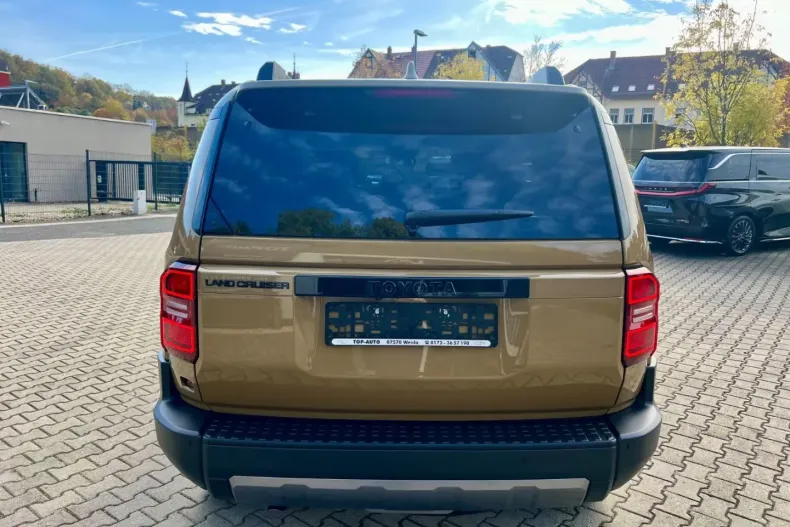 Toyota Land Cruiser din 2024 cu 7 km - oferta TOY124989 - foto 4