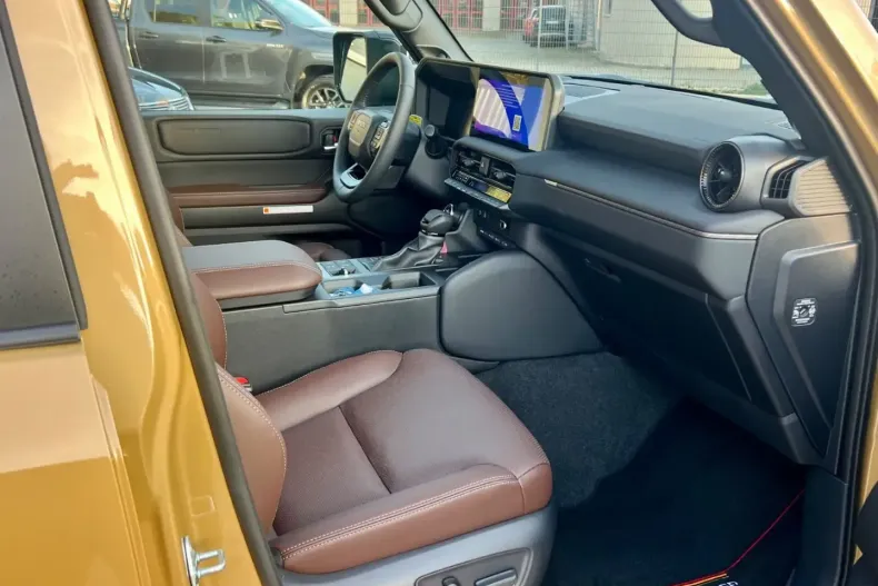 Toyota Land Cruiser din 2024 cu 7 km - oferta TOY124989 - foto 9