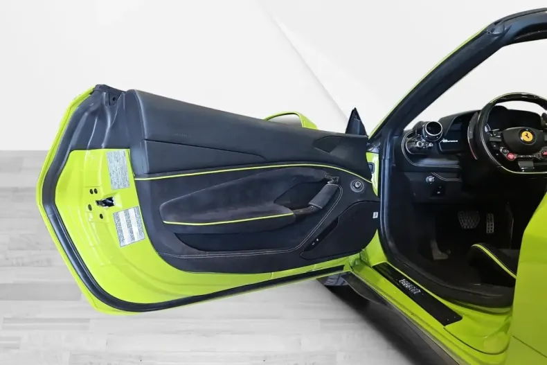 Ferrari F8 din 2022 cu 20.000 km - oferta FER124990 - foto 18