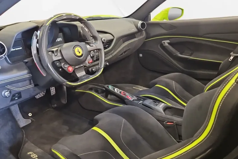 Ferrari F8 din 2022 cu 20.000 km - oferta FER124990 - foto 22