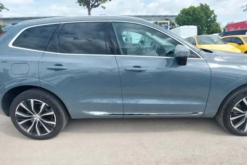 Volvo XC60 din 2022 cu 11.370 km - oferta VOL124991 - foto 7