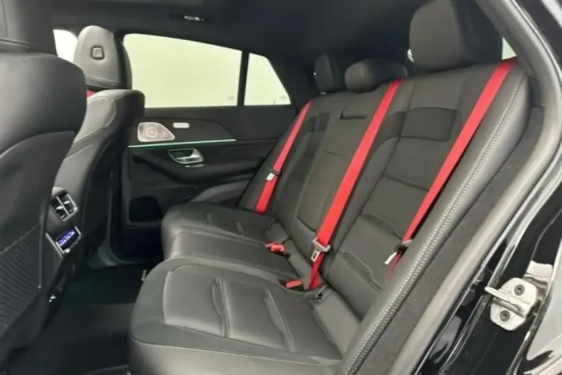 Mercedes-Benz GLE 53 AMG din 2024 cu 3.000 km - oferta MER124996 - foto 12