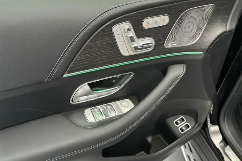 Mercedes-Benz GLE 53 AMG din 2024 cu 3.000 km - oferta MER124996 - foto 13