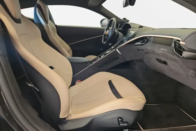 Ferrari Roma din 2022 cu 5.478 km - oferta FER124999 - foto 18