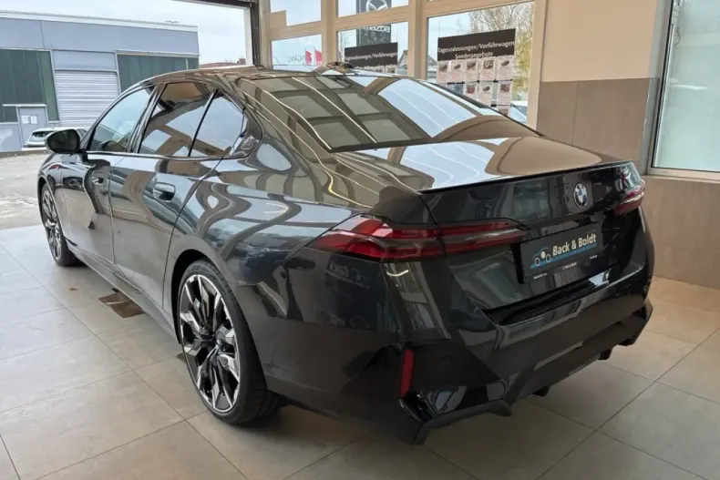 BMW 540 din 2024 cu 6.125 km - oferta BMW125003 - foto 5