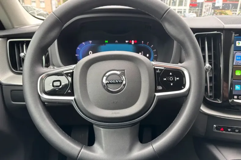 Volvo XC60 din 2024 cu 16.181 km - oferta VOL125005 - foto 12