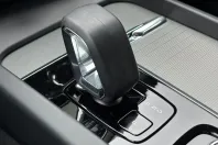 Volvo XC60 din 2024 cu 16.181 km - oferta VOL125005 - foto 16