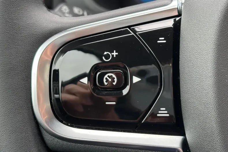 Volvo XC60 din 2024 cu 16.181 km - oferta VOL125005 - foto 19