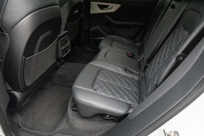 Audi Q8 din 2021 cu 48.000 km - oferta AUD125006 - foto 14