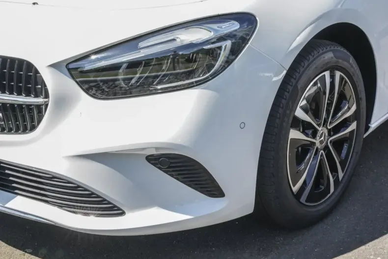 Mercedes-Benz B 250 din 2023 cu 15.200 km - oferta MER125008 - foto 5