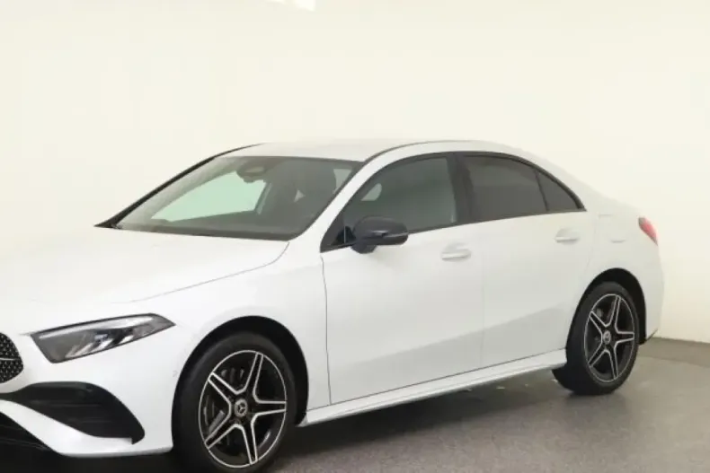 Mercedes-Benz A 250 din 2023 cu 16.681 km - oferta MER125010 - foto 2