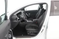 Mercedes-Benz A 250 din 2023 cu 16.681 km - oferta MER125010 - foto 8