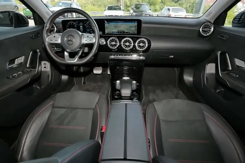 Mercedes-Benz A 250 din 2022 cu 22.500 km - oferta MER125012 - foto 5