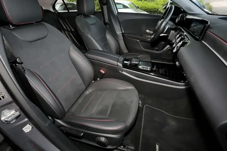 Mercedes-Benz A 250 din 2022 cu 22.500 km - oferta MER125012 - foto 8