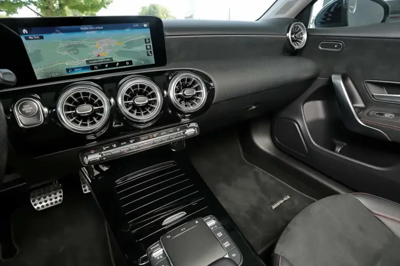 Mercedes-Benz A 250 din 2022 cu 22.500 km - oferta MER125012 - foto 9