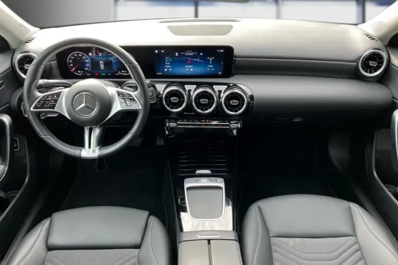 Mercedes-Benz A 250 din 2023 cu 21.900 km - oferta MER125013 - foto 6