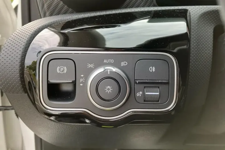 Mercedes-Benz A 250 din 2023 cu 21.900 km - oferta MER125013 - foto 10