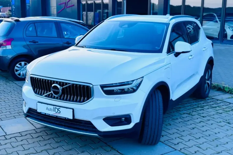 Volvo XC40 din 2022 cu 50.341 km - oferta VOL125014 - foto 6