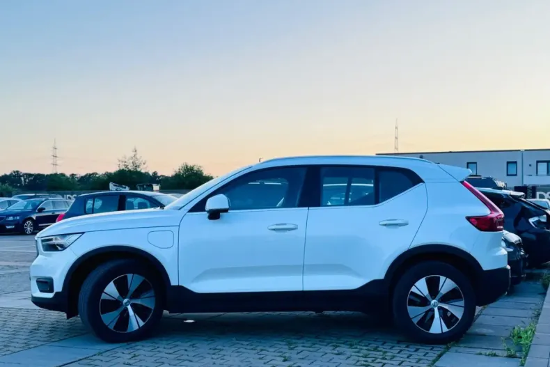 Volvo XC40 din 2022 cu 50.341 km - oferta VOL125014 - foto 7